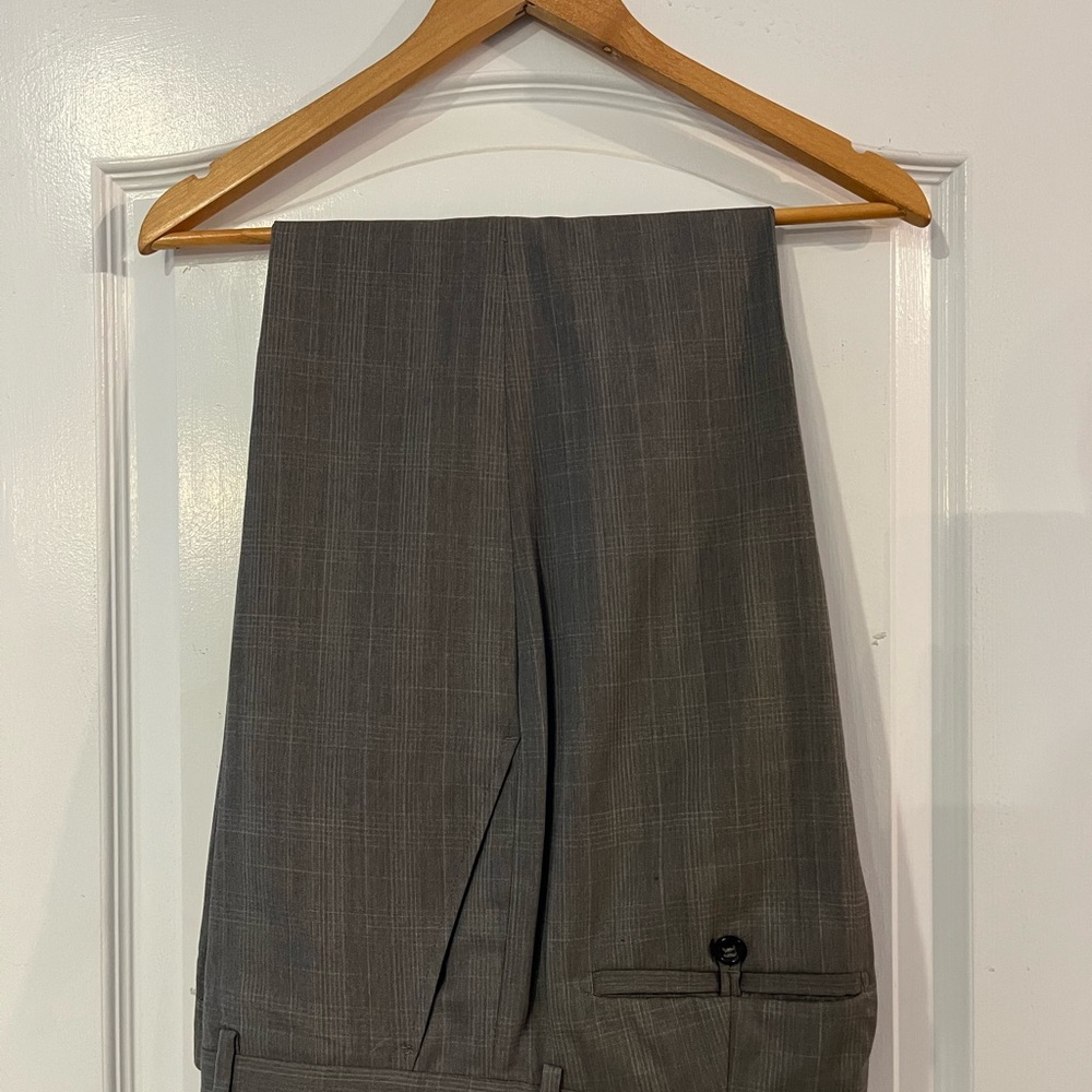 Banana Republic 33x32 modern fit dress pants
